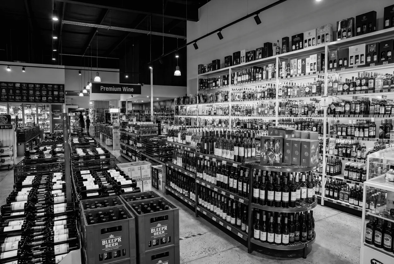 Roulettes Tavern & PALS — a 20-year partnership delivers an end-to-end technology refresh for a 365-day venue, migrated with no unscheduled downtime — Otaris Hospitality & Retail Liquor — Pub, restaurant, sports bar, beer garden, gaming room and bottle shop (single owner — Fun Trading) case study